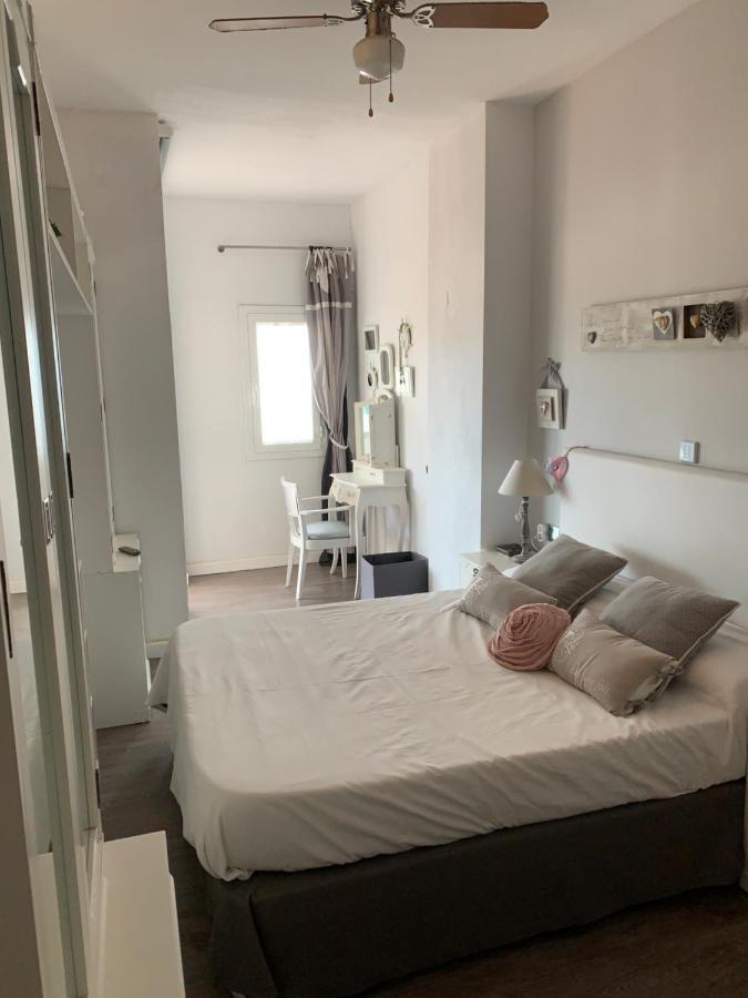 Apartamento Primera Linea De Playa Port Saplaya Buitenkant foto